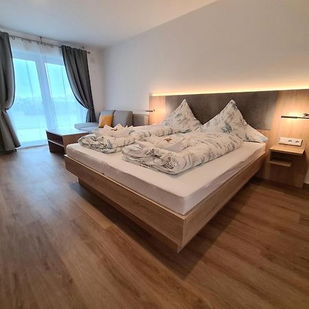Hotel Pension Nordzeit Норддайх Екстериор снимка