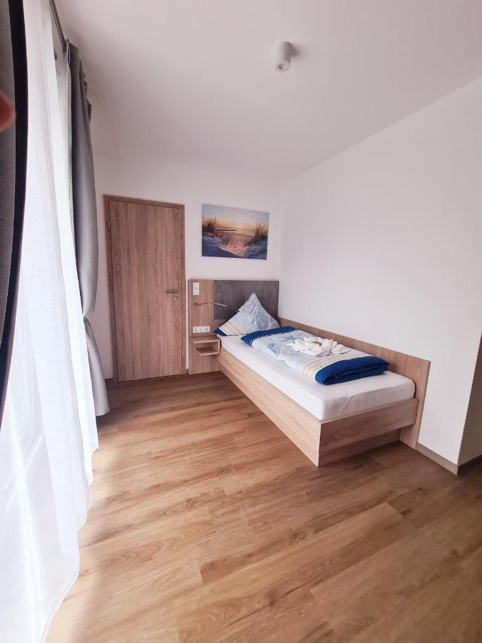 Hotel Pension Nordzeit Норддайх Екстериор снимка